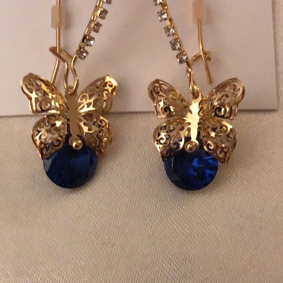 Betsey Johnson Gold Tone Filigree Butterfly With Blue Crystal Drop Earrings NWT - Picture 5 of 9